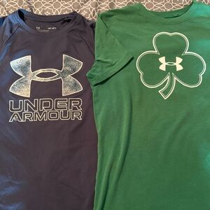 Lot of 2 Under Armour shirts youth medium loose fit green shamrock & grey logo
